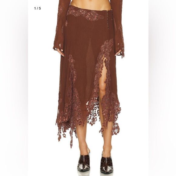 NWT Acne Studios Lightweight georgette fabric with floral embroidery Size 12(42) - Picture 5 of 12